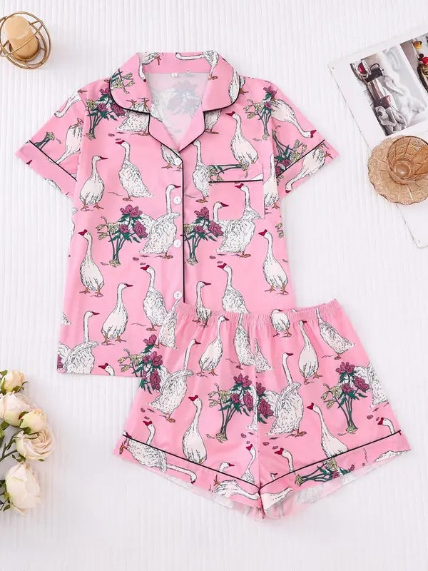 two piece set women's all over goose print lapel neck pajama, casual comfy short sleeve shirt & elastic waist shorts pj set, ladies sleepwear for all seasons